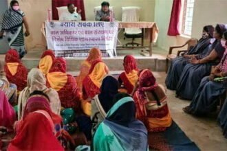 हमर अंगना योजना: शिक्षा का महत्व बताते हुए पढ़ाई छोड़ चुके 6 बच्चों की पढाई पुन: हुई शुरू