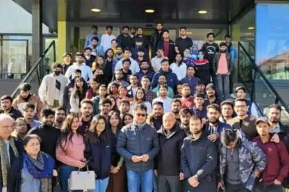 सरकार कर रही अपना काम, पुतिन को नहीं दे सकते युद्ध रोकने का निर्देश-सुको