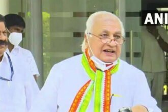 हिजाब विवाद : कुरान में 7 बार हिजाब का जिक्र, लेकिन ड्रेस कोड के संदर्भ में नहीं: हाईकोर्ट के फैसले पर बोले राज्यपाल आरिफ मोहम्मद खान