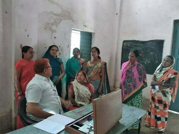 दुर्ग नगर निगम के 60 वाडों को मोतियाबिंद मुक्त कराने का अभियान जारी