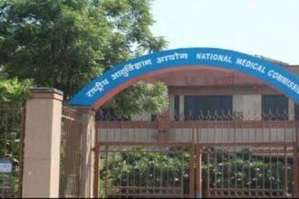 मेडिकल छात्रों को मिली राहत, एनएमसी ने दी देश में इंटर्नशिप पूरी करने की अनुमति