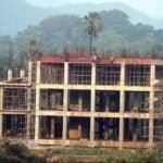 प्रदूषण पर वार: केंद्र का बड़ा फैसला- आवासीय, वाणिज्यिक निर्माण स्थलों पर 10 फीसदी वृक्षारोपण का प्रस्ताव रखा