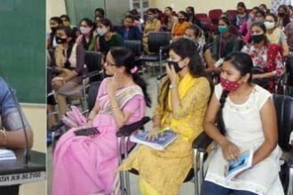 शासकीय व निजी क्षेत्र में रोजगार के बहुत से अवसर, कॅरियर बनाने का ले संकल्प: डॉ. अतुलकर