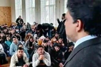 यूक्रेन संकट: कीव शहर से किसी भी हालत में आज बाहर निकलें भारतीय छात्र, दूतावास ने जारी की एडवाइजरी