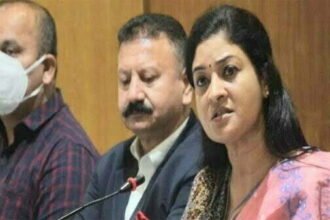 एक्शन मोड में पंजाब पुलिस, कुमार विश्वास के बाद अलका लांबा के घर पहुंची