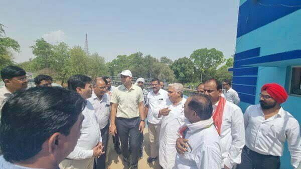 सीएम के दुर्ग दौरे के पूर्व विधायक वोरा ने किया सभी विकास कार्यों का निरीक्षण