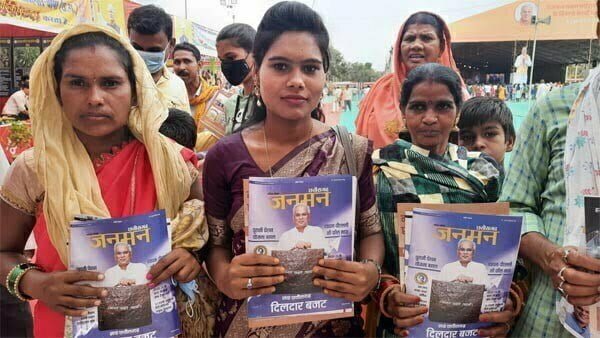 छत्तीसगढ़ मॉडल के स्टाल पर दिखा महिलाओं का उत्साह