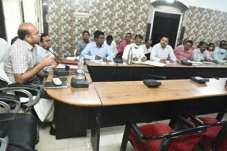 गौठान दिवस पर बनाये गये गौठानों के रिपोर्ट कार्ड पर गहन समीक्षा का दौर आरंभ