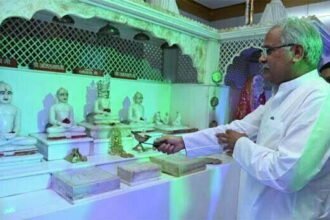 विश्व शांति और समाज में आपसी सद्भावना के लिए भगवान महावीर के बताए हुए मार्गों पर चलना जरूरी: मुख्यमंत्री बघेल