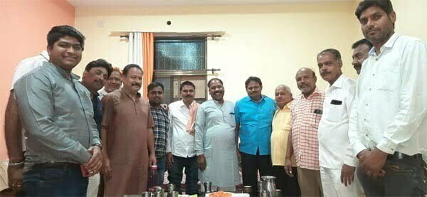 अचानक पहुंचे भाजपा के संगठन मंत्री गुटबाजी को लेकर फूटा कार्यकर्ताओं का गुस्सा