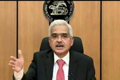 लगातार 11वीं बार रेपो रेट में कोई बदलाव नहीं, रिजर्व बैंक ने जीडीपी ग्रोथ का अनुमान घटाया