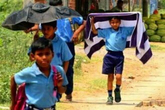 बढ़ती गर्मी के फलस्वरूप एक पाली वाले विद्यालयों में किया गया समय परिर्वतन