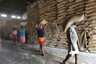 पड़ोसी देश के दर्द पर भारत का मरहम: श्रीलंका के लिए रवाना किया 40000 टन चावल, खाने का संकट जल्द होगा दूर