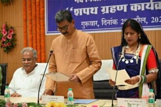 नवनिर्वाचितनवनिर्वाचित विधायक यशोदा वर्मा ने ली छत्तीसगढग़ी भाषा में पद एवं गोपनीयता की शपथ विधायक यशोदा वर्मा ने ली छत्तीसगढग़ी भाषा में ली पद एवं गोपनीयता की शपथ