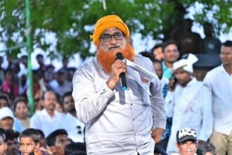 कर्ज माफी ने मौत के मुंह से लौटाया, रुंधे गले से अफजल ने मुख्यमंत्री को सुनाई अपनी दास्तान