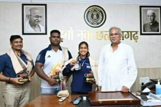 जूनियर वर्ल्ड वेटलिफ्टिंग चैंपियनशिप में पदक जीतने वाली ज्ञानेश्वरी को मिली 5 लाख की मदद और एएसआई के पद पर नौकरी की घोषणा