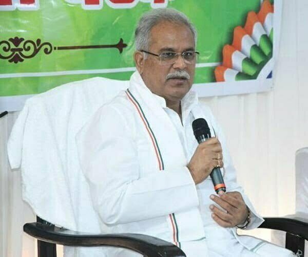 10वीं-12वीं के टॉपर्स को कराई जाएगी हेलीकॉप्टर में सवारी, सीएम ने किया एलान