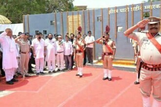 मुख्यमंत्री ने जगदलपुर में झीरम घाटी शहीद मेमोरियल का किया लोकार्पण, झीरम घाटी के शहीदों को दी विनम्र श्रद्धांजलि