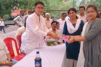 वार्ड में चल रहे विकास कार्य के लिए एमआईसी मेंबर की हुई तारीफ, कोसानगर में हो रहा तेजी से विकास