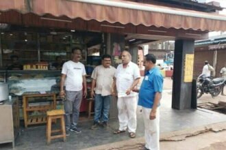 स्वीट्स के संचालक ने किया था नाली जाम, आयुक्त ने लगाया 10 हज़ार का जुर्माना