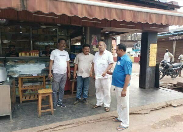 स्वीट्स के संचालक ने किया था नाली जाम, आयुक्त ने लगाया 10 हज़ार का जुर्माना
