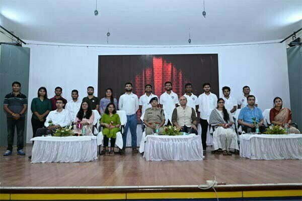 बीआईटी दुर्ग में जुटे पांच यूपीएससी टापर ने अपने अनुभव किये साझा