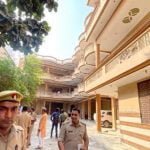 रियल 'पुष्पा राज' पर शिकंजा: चंदन तस्कर ने जमा कर रखी थी एक अरब की लकड़ी, संपत्ति हुई कुर्क