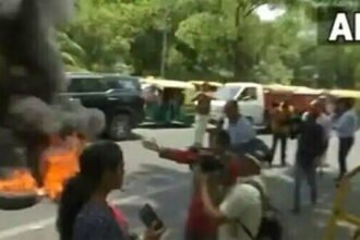 राहुल से पूछताछ पर बवाल, उग्र हुए कांग्रेसी, ईडी दफ्तर के बाहर टायरों में लगाई आग