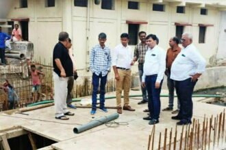 ठगढा बांध निर्माण कार्य एवं शंकर नाला पुलिया के निर्माण कार्य का महापौर एवं प्रभारी आयुक्त ने लिया जायजा