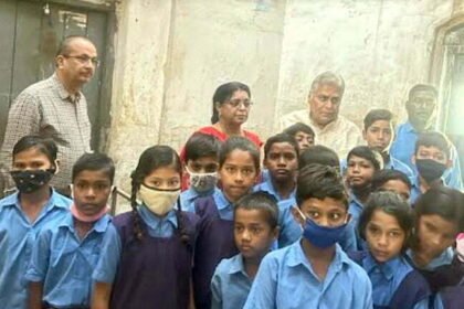 ढह गया 104 साल पुराना सिकोलाभाटा प्राइमरी स्कूल… विधायक वोरा ने एक माह पूर्व उठाया था जर्जर स्कूल का मुद्दा