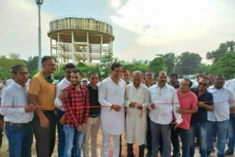 विधायक देवेन्द्र की पहल पर सेक्टर-7 में बंगाली समाज को मिला डोम शेड, बैडमिंटन कोर्ट का भी लोकार्पण, महिलाओं ने खेला बैडमिंटन-देखे वीडियो