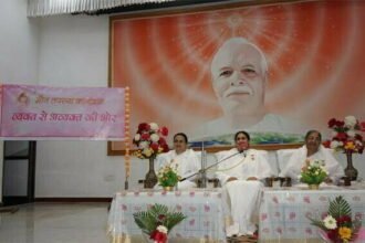 पास्ट इज़ पास्ट, रुको नही थको नही , आगे बढ़ो... ब्रह्माकुमारी गोपी दीदी लन्दन