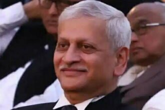 टिप्पणी: बच्चे सात बजे स्कूल जा सकते हैं, तो जज नौ बजे कोर्ट क्यों नहीं आ सकते-सुप्रीम कोर्ट के जस्टिस यू यू ललित