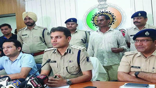 आतंकी फंडिंग मामले का फरार आरोपी देवघर से गिरफ्तार, साल 2013 से तलाश रही थी पुलिस