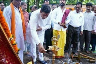 श्री कंचि कामाक्षी माता मंदिर में बनेगा डोम शेड, विधायक देवेंद्र यादव ने किया भूमिपूजन