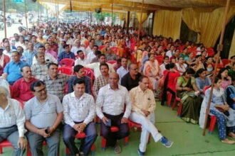 बड़ी खबर: सरकार ने दिया झटका: जारी किया हड़ताली कर्मचारियों का वेतन काटने का आदेश