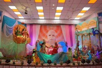 प्रजापिता ब्रह्माकुमारी ईश्वरीय विश्व विद्यालय में मना कृष्ण जन्माष्टमी, कृष्ण-राधा की मनमोहक झांकियों को प्रदर्शन 23 को