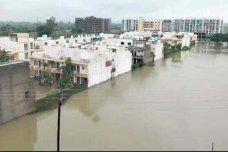 पांच राज्यों में भारी वर्षा का कहर, मध्यप्रदेश, यूपी, उत्तराखंड, हिमाचल के कई इलाके जलमग्न