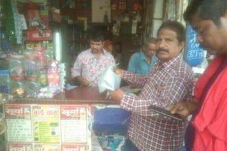 सिंगल यूज प्लास्टिक के निर्माताओं विक्रेताओं व दुकानदारों पर निगम हुई सख्त, 11 दुकानदारों के खिलाफ की गई कार्रवाई