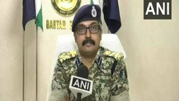 'बस्तर फाइटर्स' के लिए चुने गए 2100 कांस्टेबल में नौ ट्रांसजेंडर, आईजी सुंदरराज ने दी बधाई