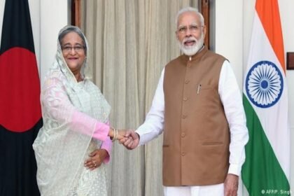 भारत दौरे पर पहुंचीं बांग्लादेश की प्रधानमंत्री शेख हसीना, पड़ोसी पाकिस्तान की निगाहें टिकी, जानिए क्यों है खास ये दौरा