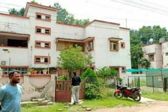 Big Breking:_भिलाई मेें सीबीआई का छापा: महानदी कोल माइंस में कार्यरत सेक्टर-2 निवासी के घर पहुंची टीम