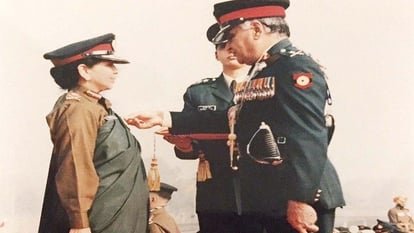 भारतीय सेना में महिलाएं-पुनीता अरोड़ा