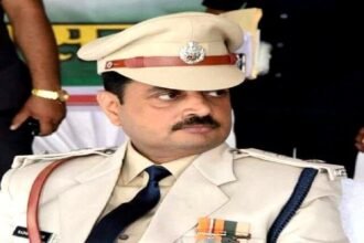 CG के निलंबित IPS रजनेश की फिर बढ़ी मुश्किलें, हाई कोर्ट ने फैसला पटलकर दिया तगड़ा झटका