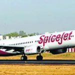 आसमान में खराब हुई स्पाइसजेट की फ्लाइट, दिल्ली एयरपोर्ट पर करानी पड़ी लैंडिंग