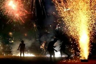 दीपावली के साथ आने वाले इन त्योहारों पर सिर्फ दो घंटे फोड़ पाएंगे पटाखे, सख्ती से पालन कराने का जारी हुआ आदेश