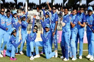 Big Breaking: भारतीय महिला क्रिकेट टीम ने 7वीं बार जीता एशिया कप, स्मृति ने छक्का मारकर दिलाई खिताबी जीत