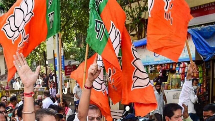 भाजपा का प्रदेश में आज चक्काजाम, बोले आदिवासियों का हक छीना, स्थानीय आरक्षण पर भी लगा दिया रोक, ये गलत है…