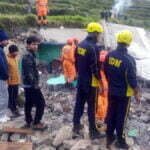 Landslide:_ चमोली में भूस्खलन से तीन मकान क्षतिग्रस्त, एक ही परिवार के चार लोगों की मौत