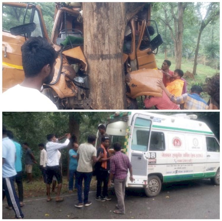 Breaking: राजनांदगांव में तेज रफ्तार मेटाडोर अनियंत्रित होकर पेड़ से टकराई, हादसे में 3 लोगों की मौत, 5 की हालत गंभीर